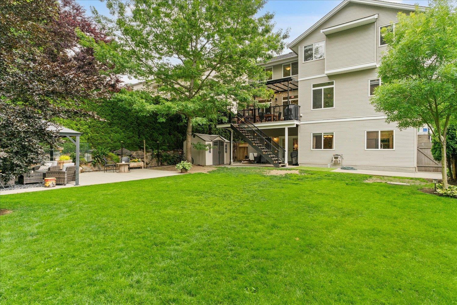 Property at 36295 WESTMINSTER DRIVE image 2
