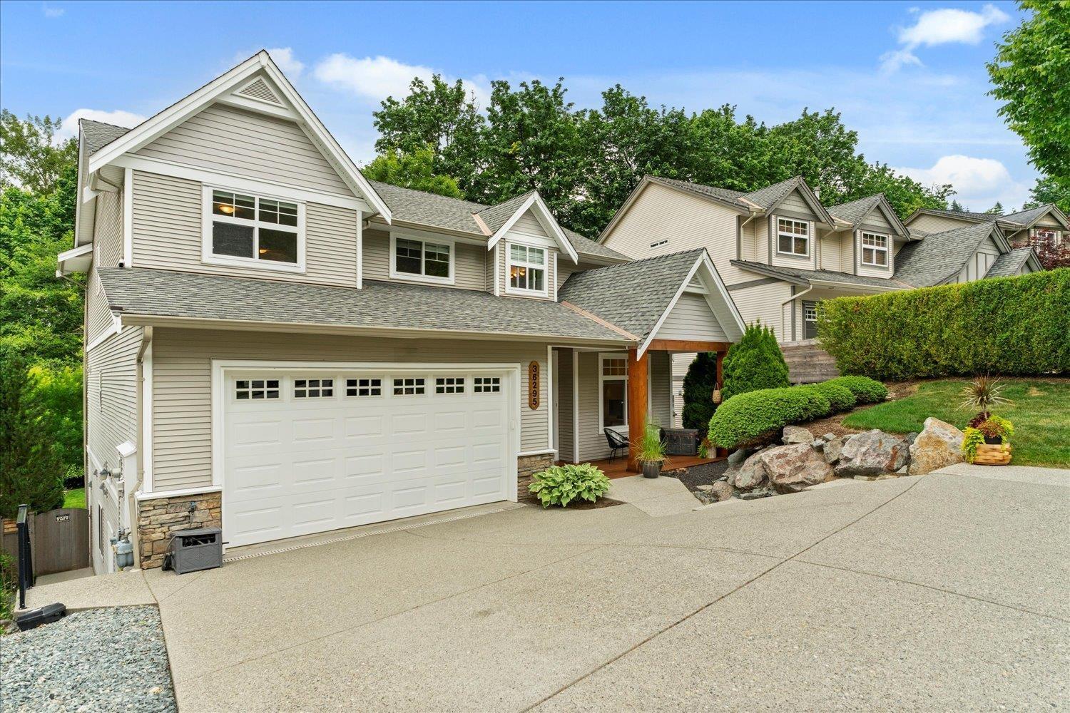 Property at 36295 WESTMINSTER DRIVE image 1