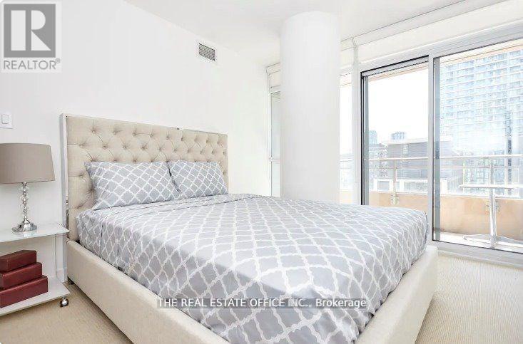 603 - 151 Dan Leckie Way, Toronto (Waterfront Communities), Ontario  M5V 4B2 - Photo 18 - C12274828