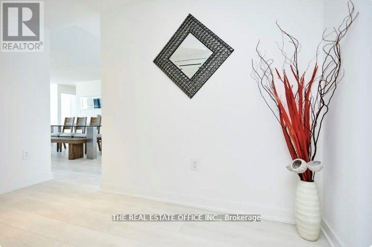 603 - 151 Dan Leckie Way, Toronto (Waterfront Communities), Ontario  M5V 4B2 - Photo 3 - C12274828