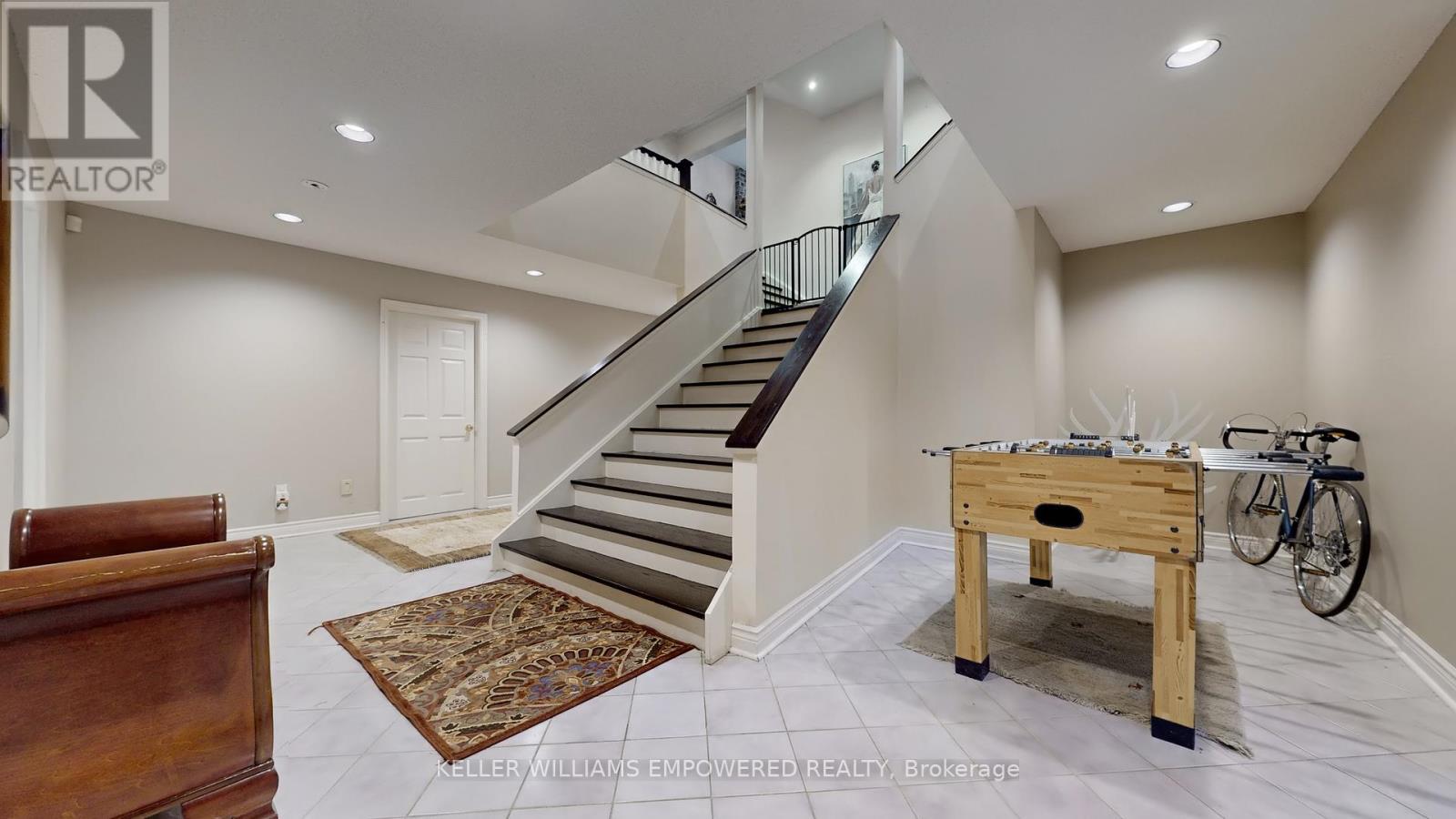 788 Woodland Acres Crescent, Vaughan, Ontario  L6A 1G2 - Photo 37 - N12274830