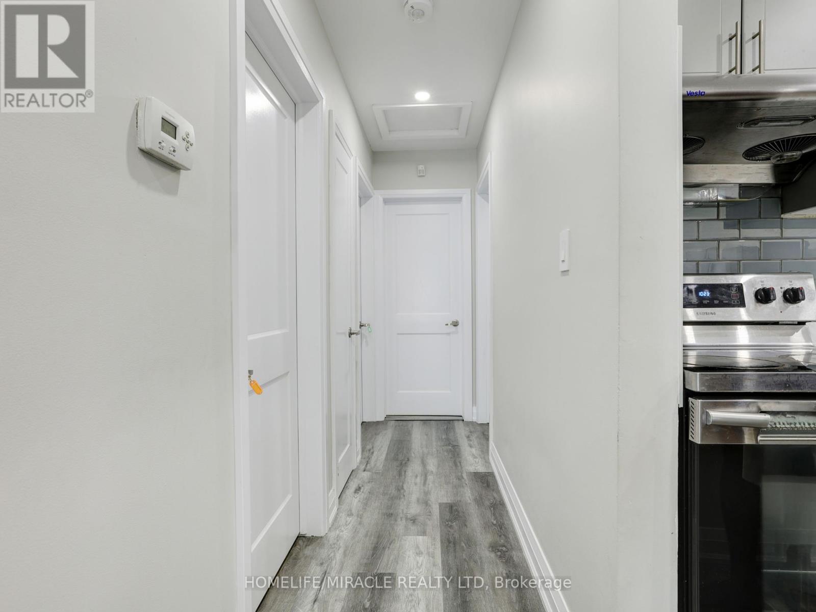 7 Cardill Crescent, Waterloo, Ontario  N2L 3Y7 - Photo 10 - X12274796