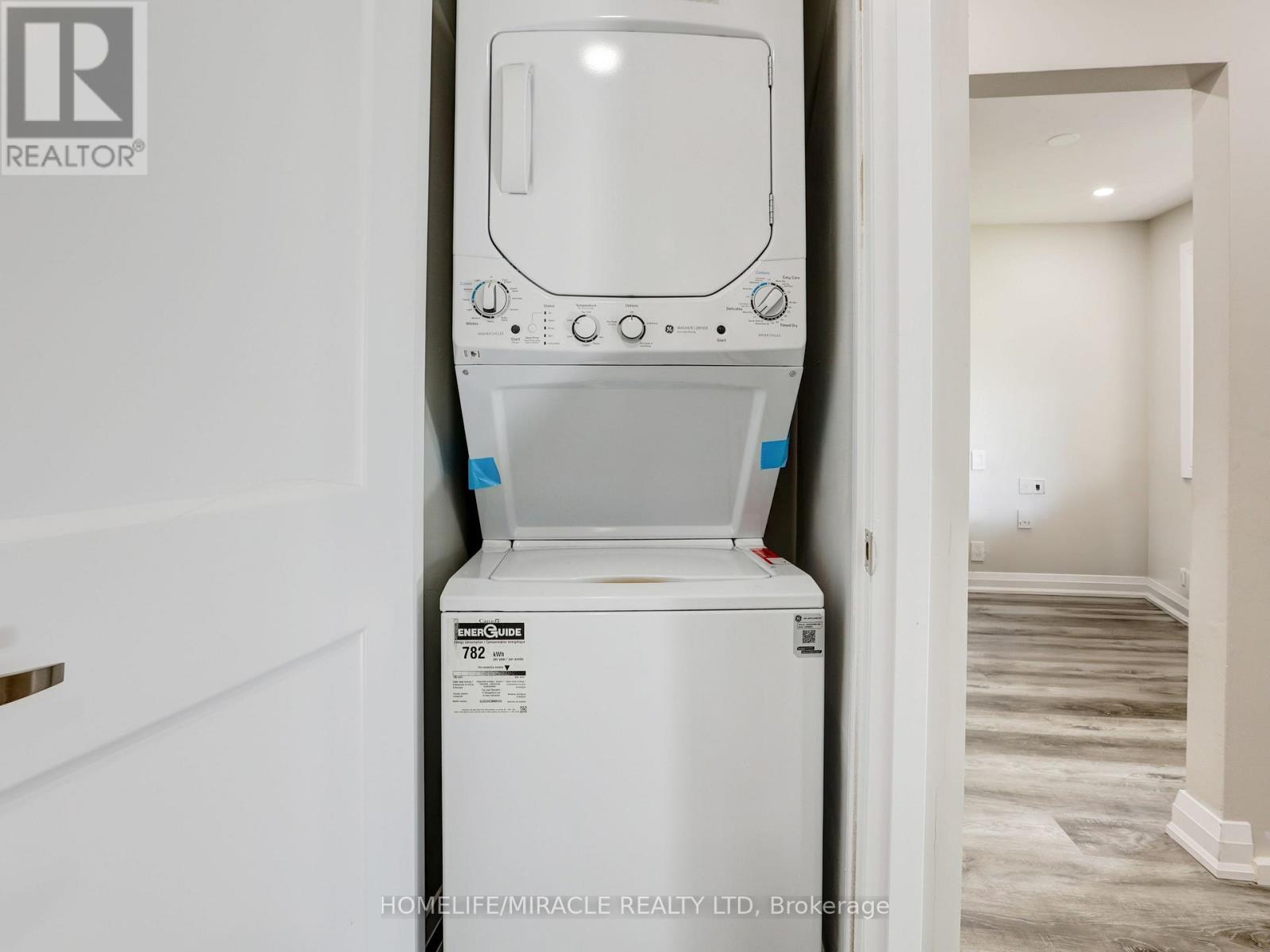 7 Cardill Crescent, Waterloo, Ontario  N2L 3Y7 - Photo 15 - X12274796