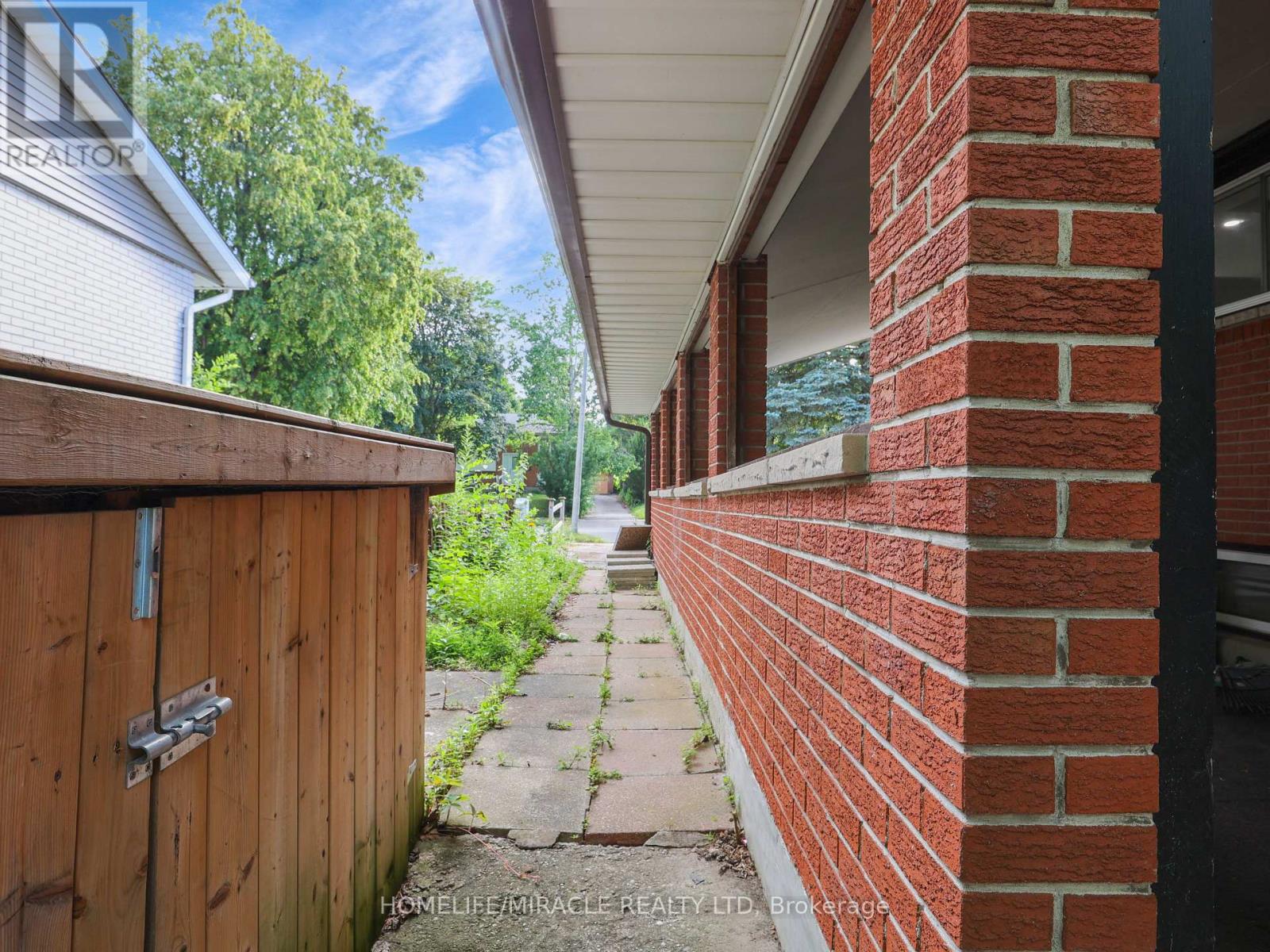 7 Cardill Crescent, Waterloo, Ontario  N2L 3Y7 - Photo 38 - X12274796