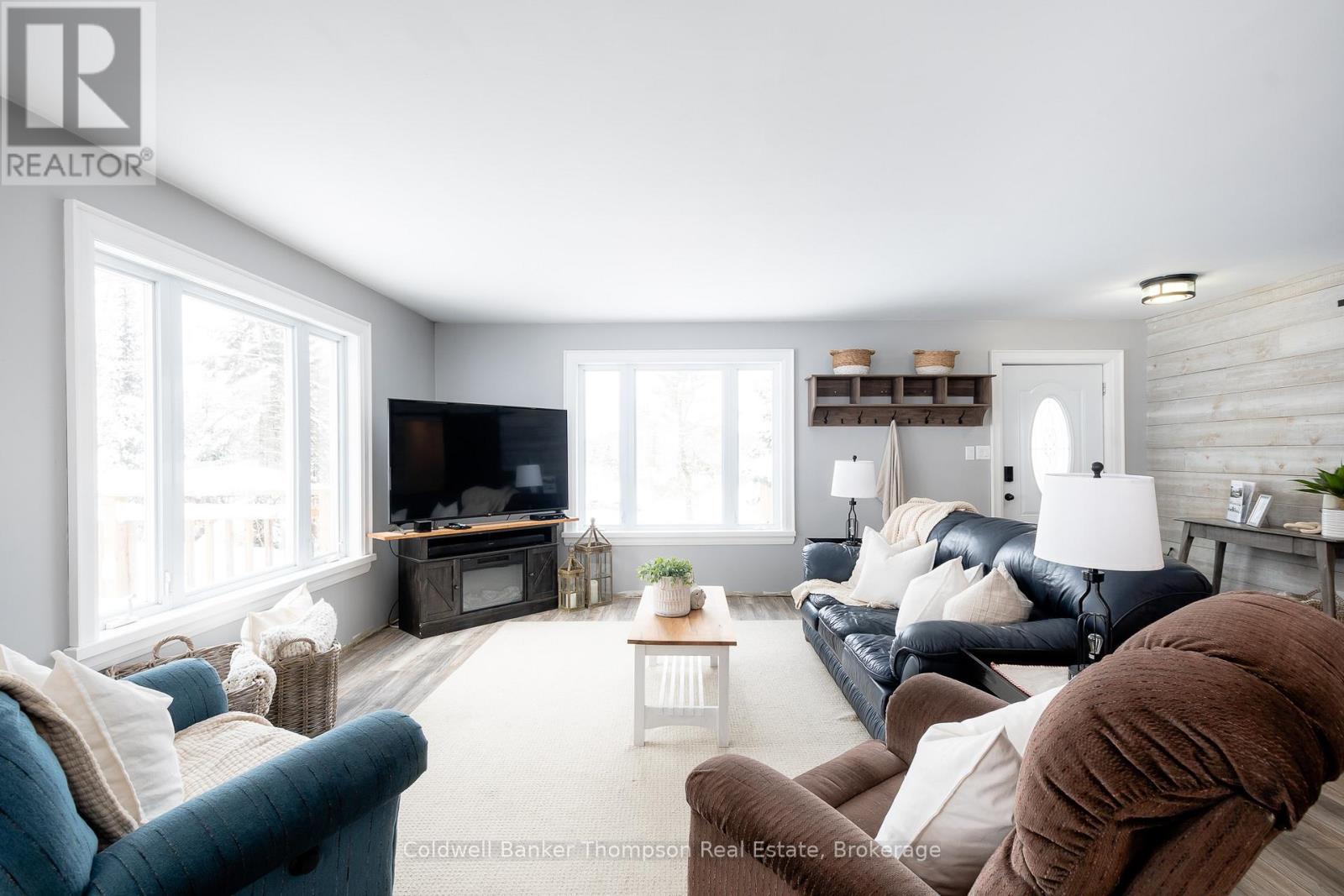 751 Old Muskoka Road, Huntsville, Ontario  P0B 1M0 - Photo 12 - X12274849