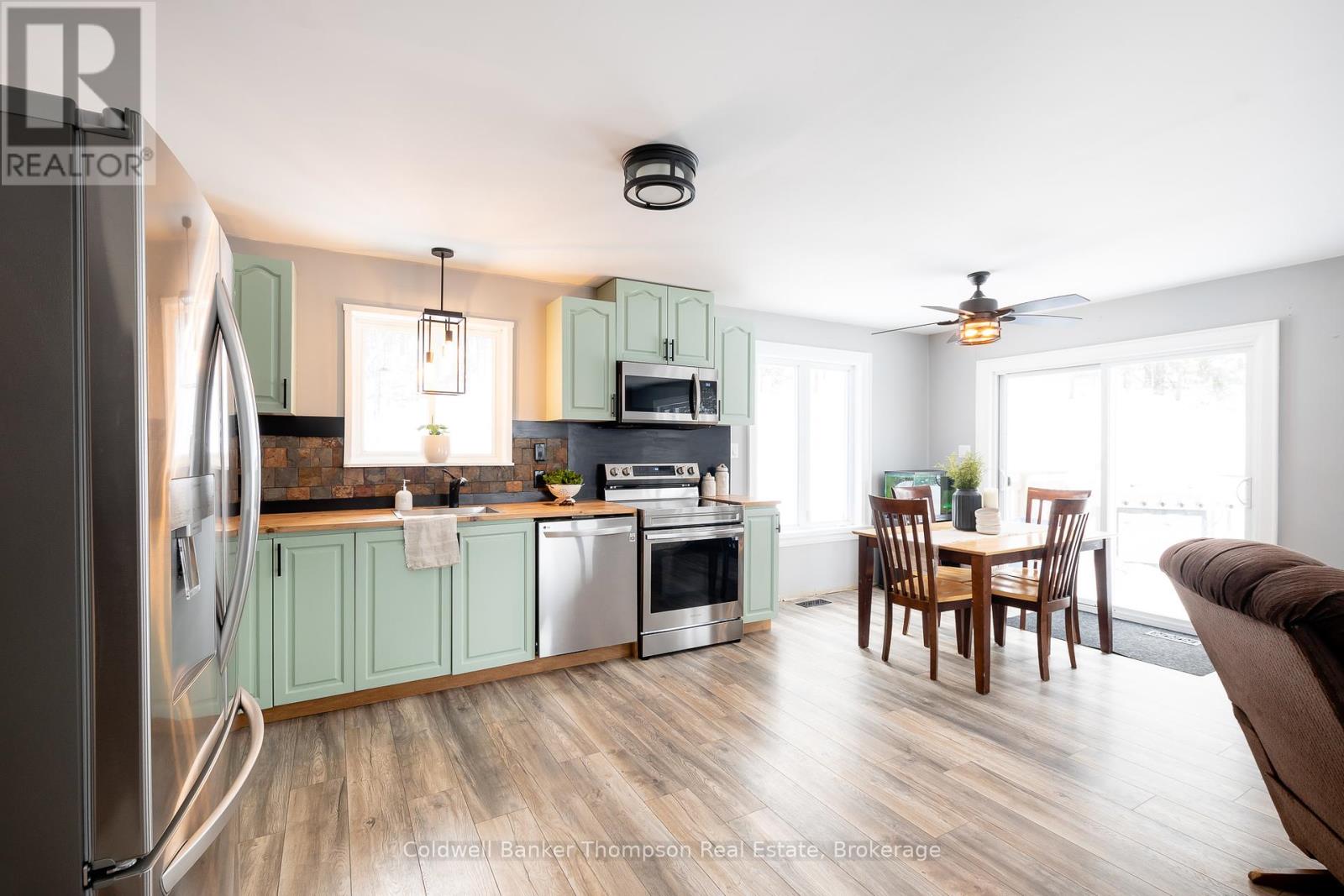 751 Old Muskoka Road, Huntsville, Ontario  P0B 1M0 - Photo 8 - X12274849