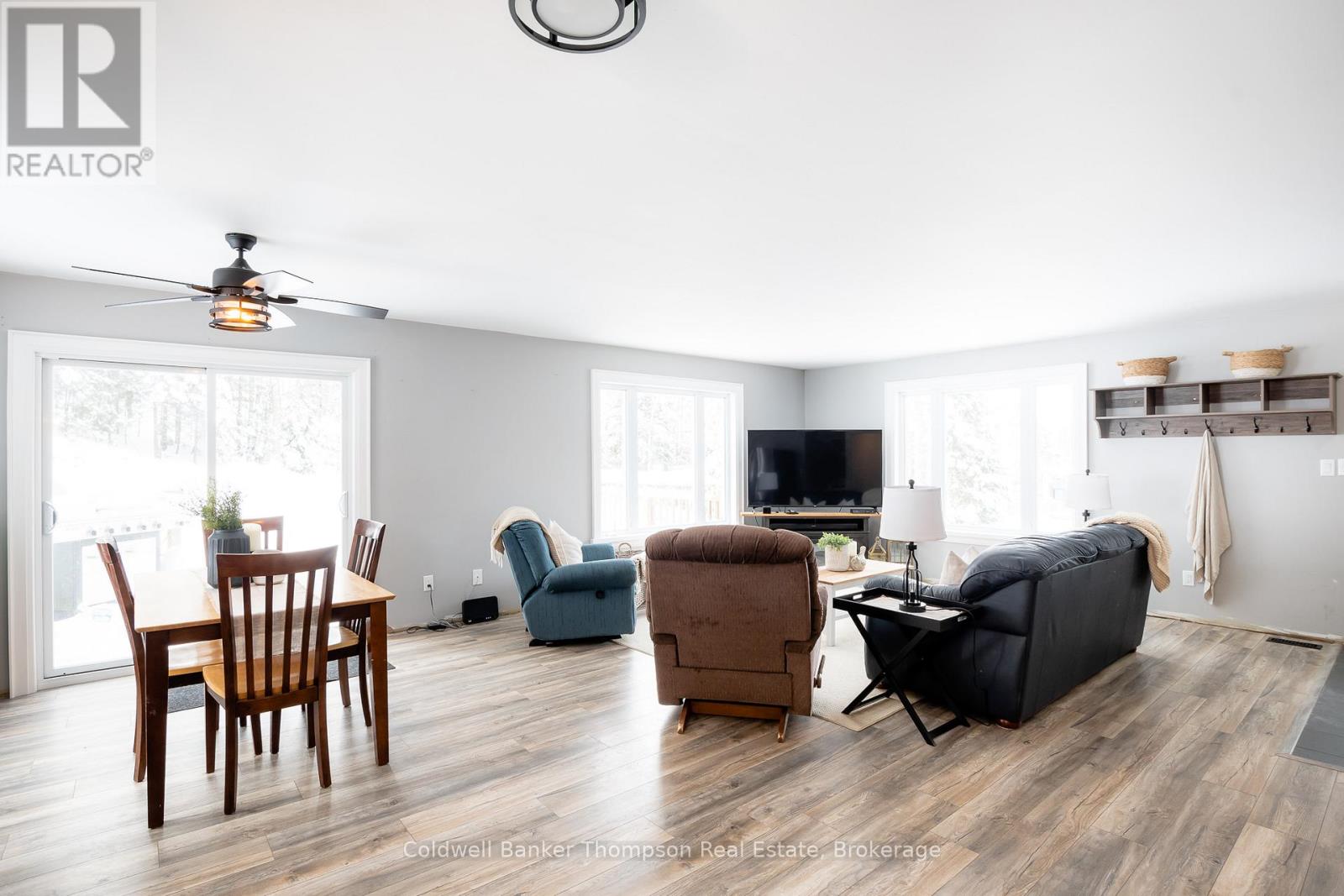 751 Old Muskoka Road, Huntsville, Ontario  P0B 1M0 - Photo 9 - X12274849