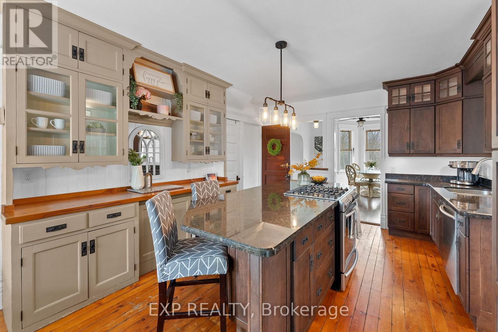 Property at 621 ROSEHILL ROAD image 4