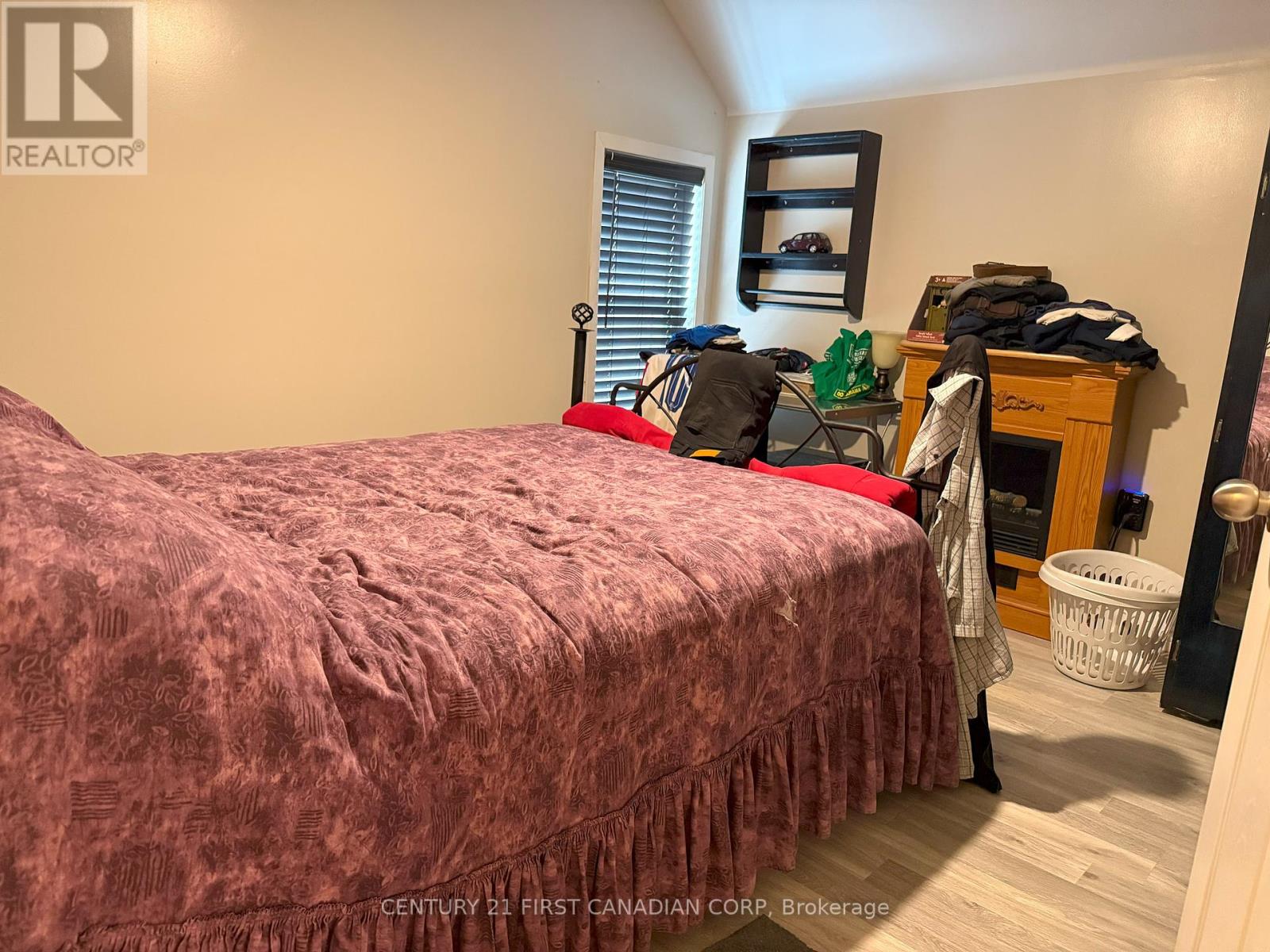 84 Port Street, Brantford, Ontario  N3S 1Y7 - Photo 18 - X12256978