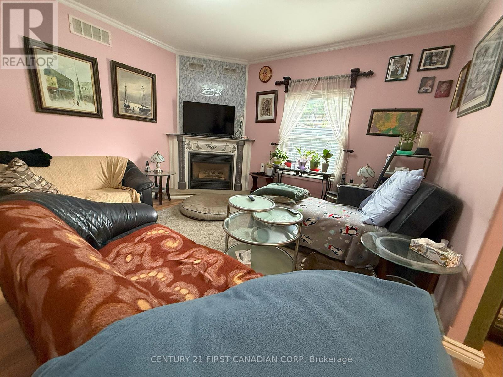 84 Port Street, Brantford, Ontario  N3S 1Y7 - Photo 8 - X12256978