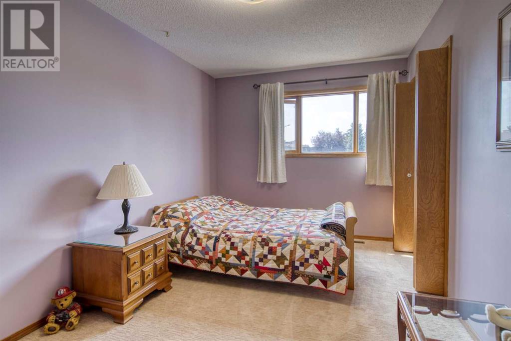 214 Lakeside Greens Place, Chestermere, Alberta  T1X 1C4 - Photo 8 - A2237070