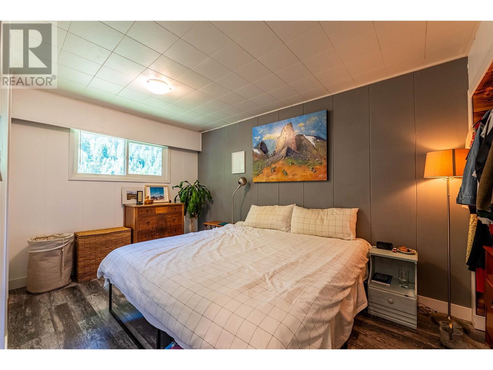Property at 1801 3A Highway image 4
