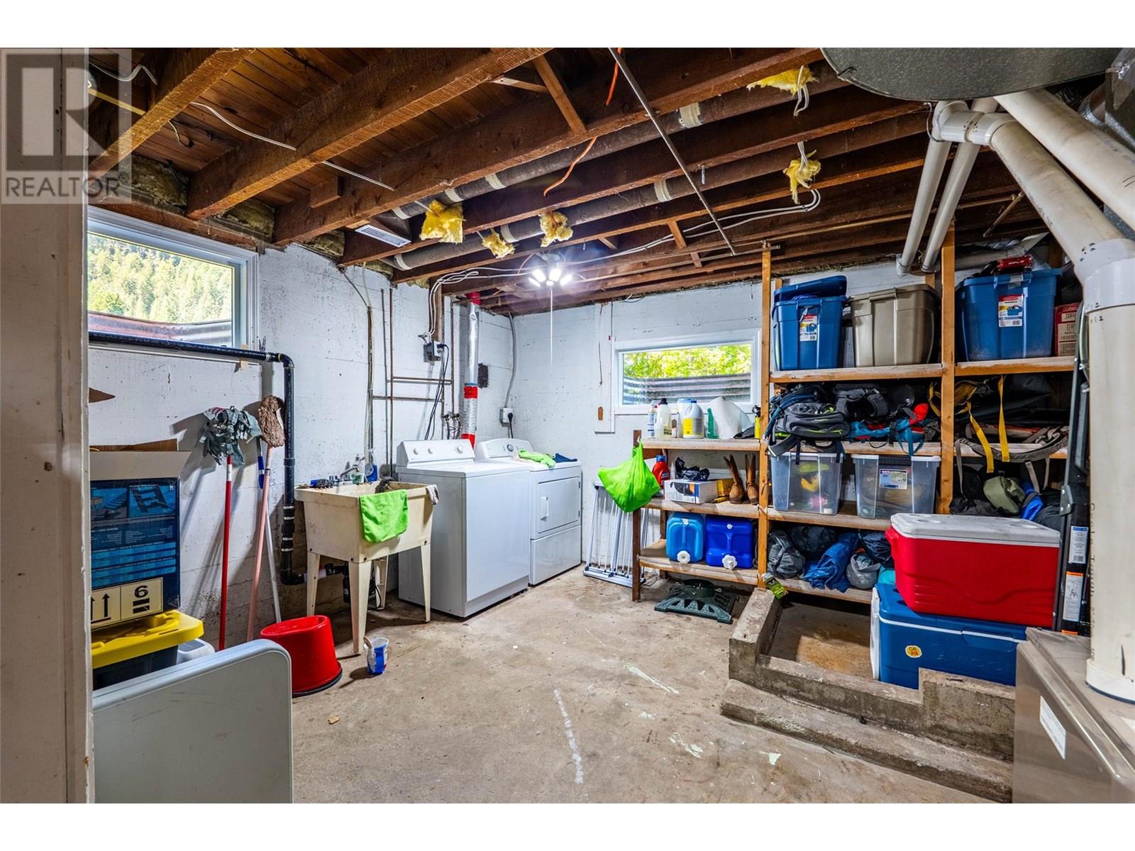 1801 3a Highway, Castlegar, British Columbia  V1N 3E2 - Photo 21 - 10355396