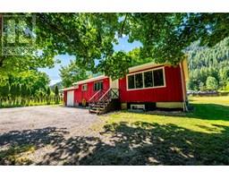 1801 3A Highway, castlegar, British Columbia