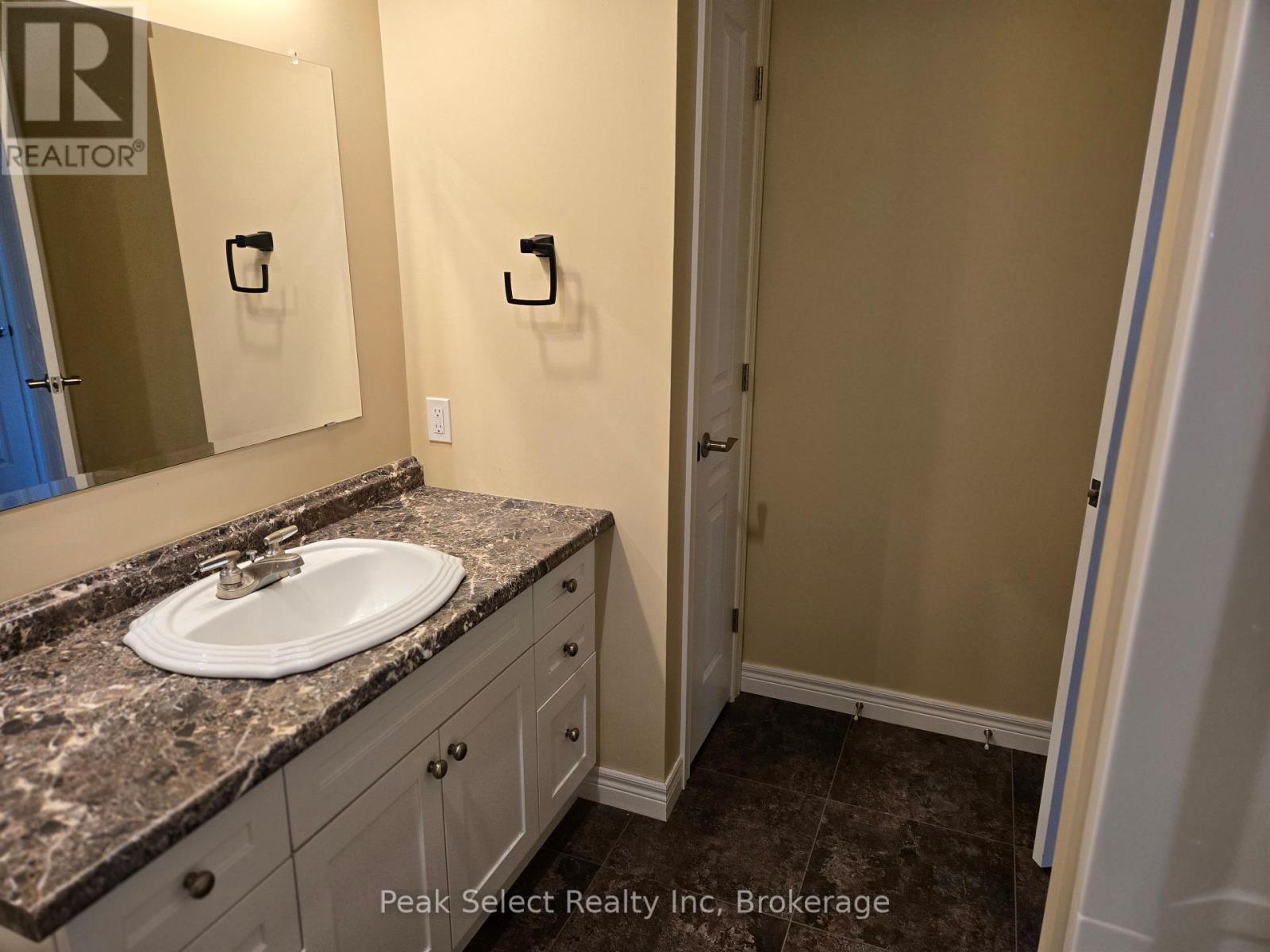A - 12 Clayton Street, West Perth, Ontario  N0K 1N0 - Photo 27 - X12274861