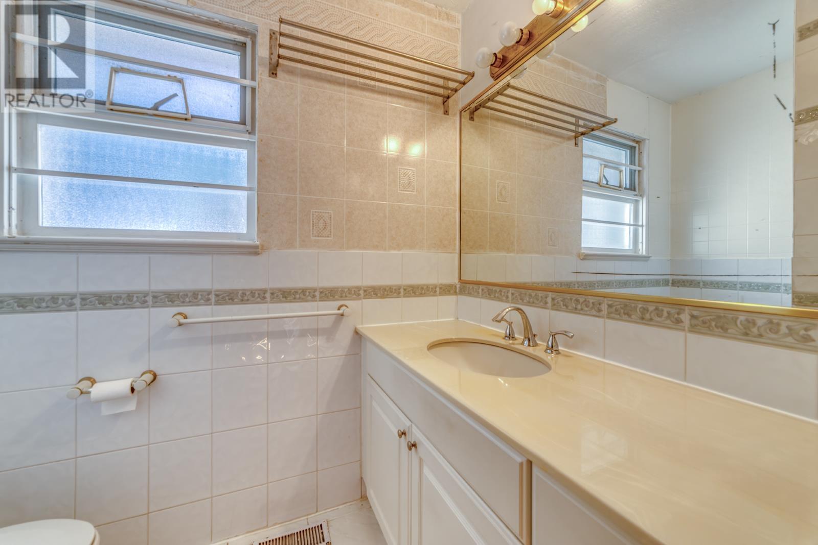 6500 Yeats Crescent, Richmond, British Columbia  V7E 4C9 - Photo 19 - R3025416