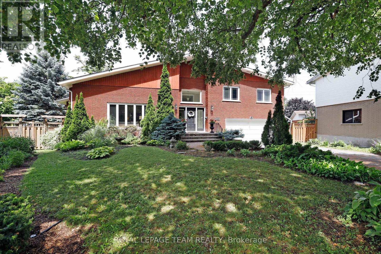 Property at 1939 WEMBLEY AVENUE image 3