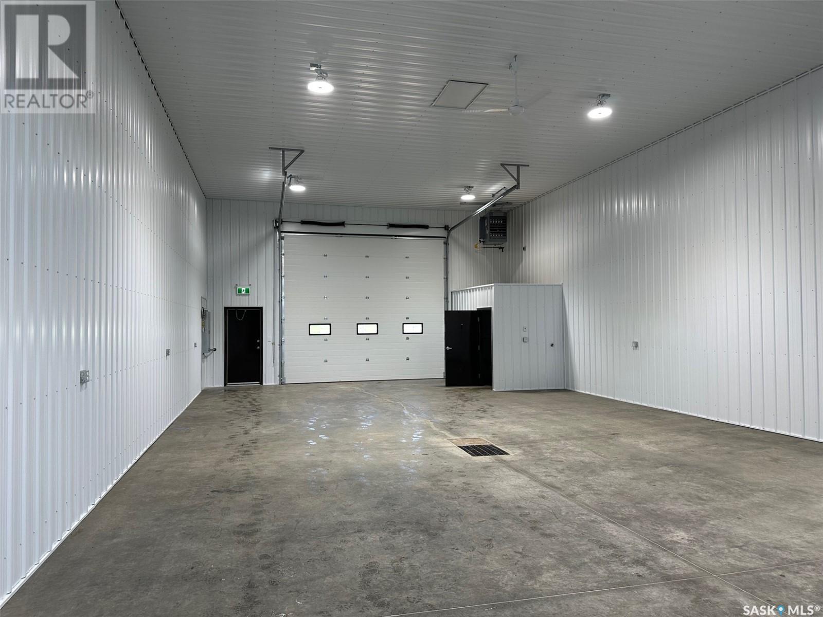 Brock Industrial Bays, Moose Jaw Rm No. 161, Saskatchewan  S6H 7K7 - Photo 6 - SK011725