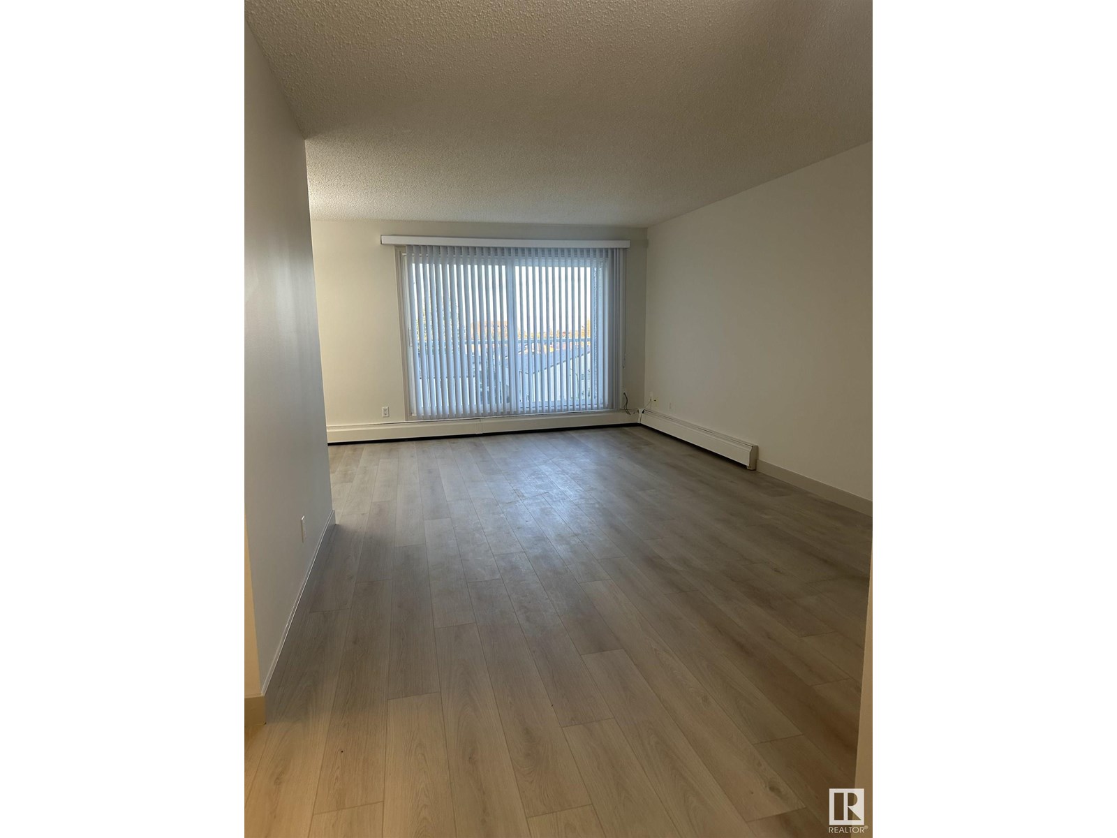 Property at #408 18204 93 AV NW image 3