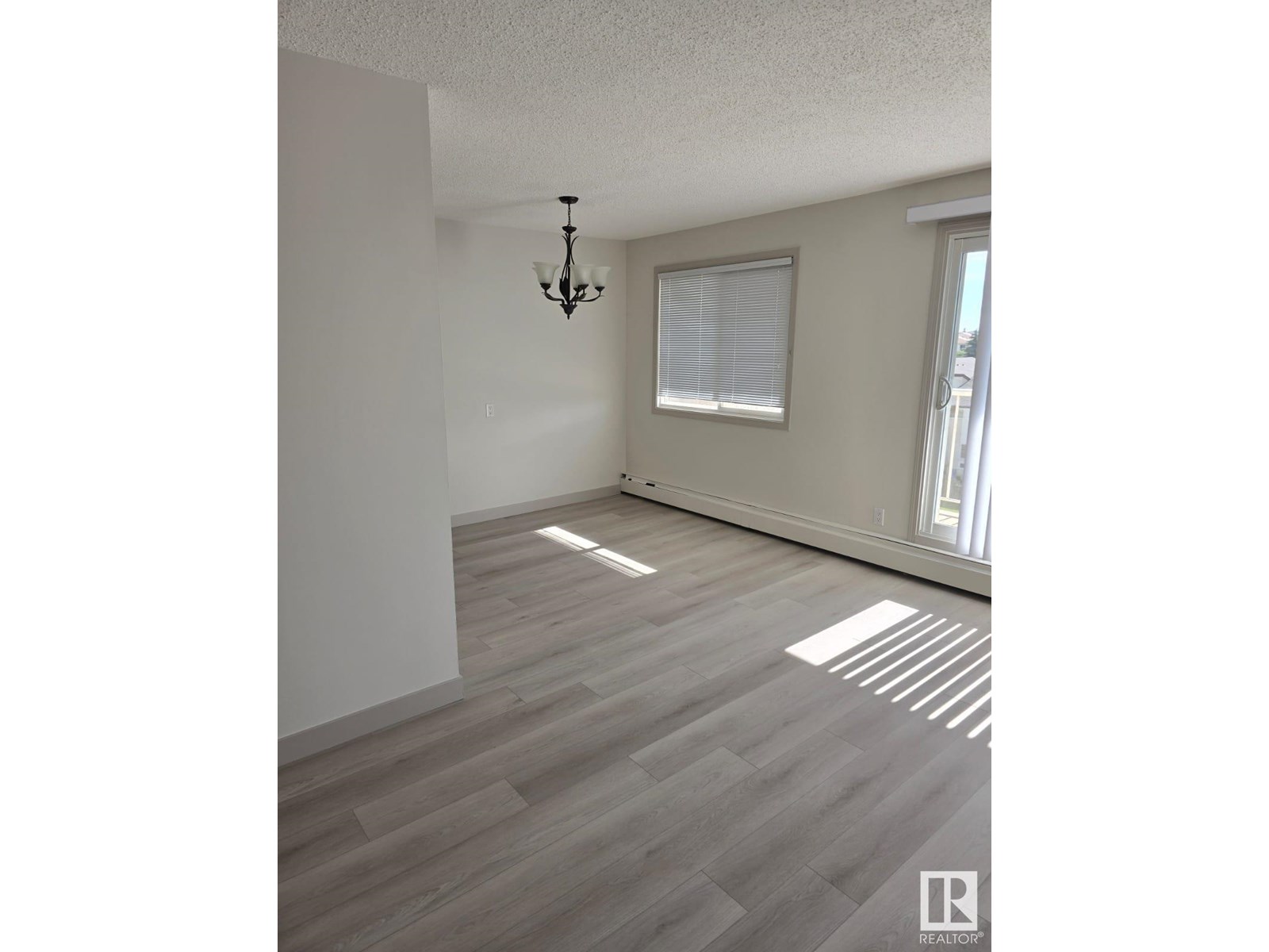 Property at #408 18204 93 AV NW image 5
