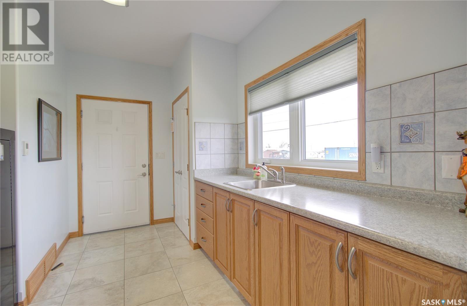 91 1st Street E, Coteau Rm No. 255, Saskatchewan  S0L 0G0 - Photo 21 - SK012178