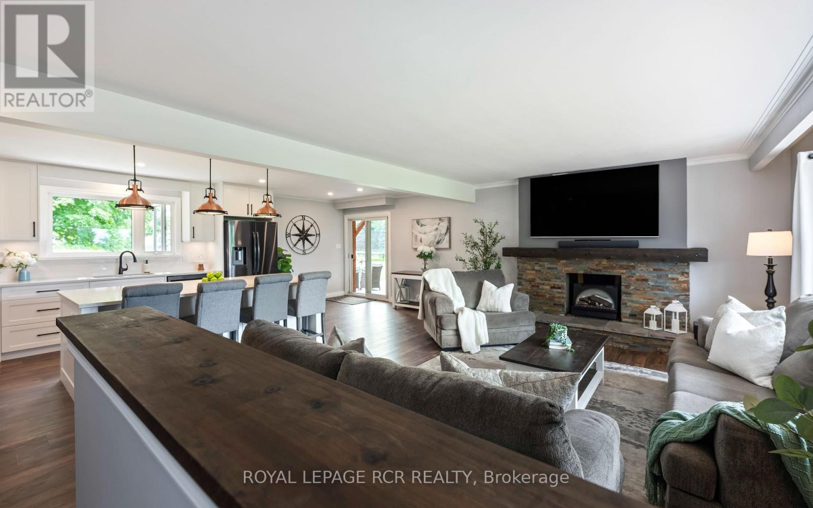 8400 89 Highway, Adjala-Tosorontio, Ontario  L9R 1V1 - Photo 16 - N12274986
