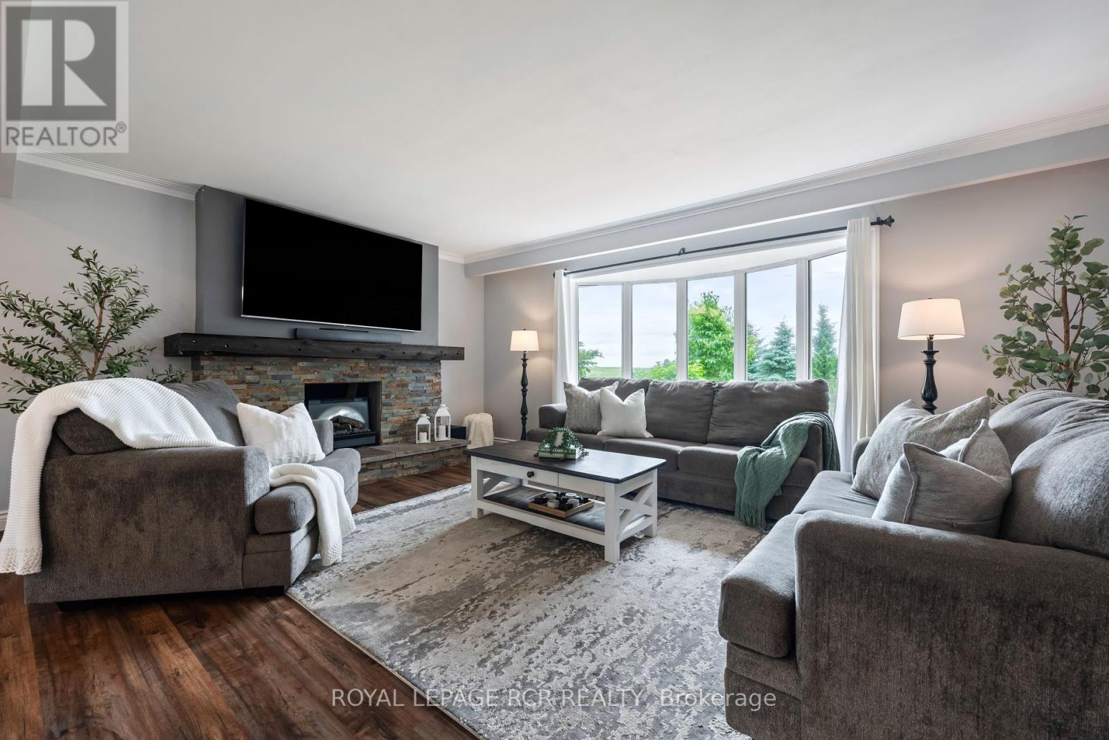 8400 89 Highway, Adjala-Tosorontio, Ontario  L9R 1V1 - Photo 18 - N12274986