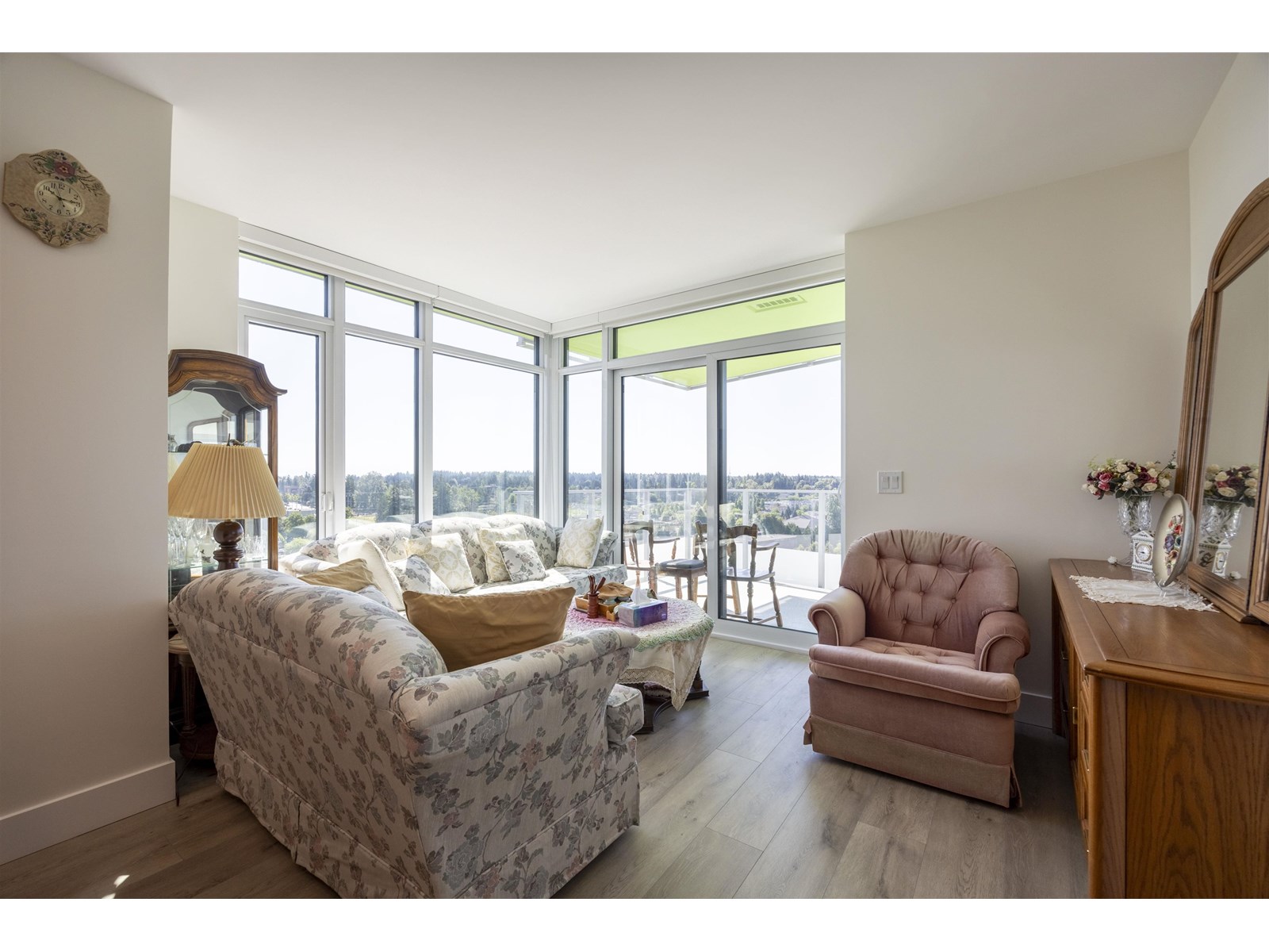 1602 10428 Whalley Boulevard, Surrey, British Columbia  V3T 1W6 - Photo 15 - R3025419