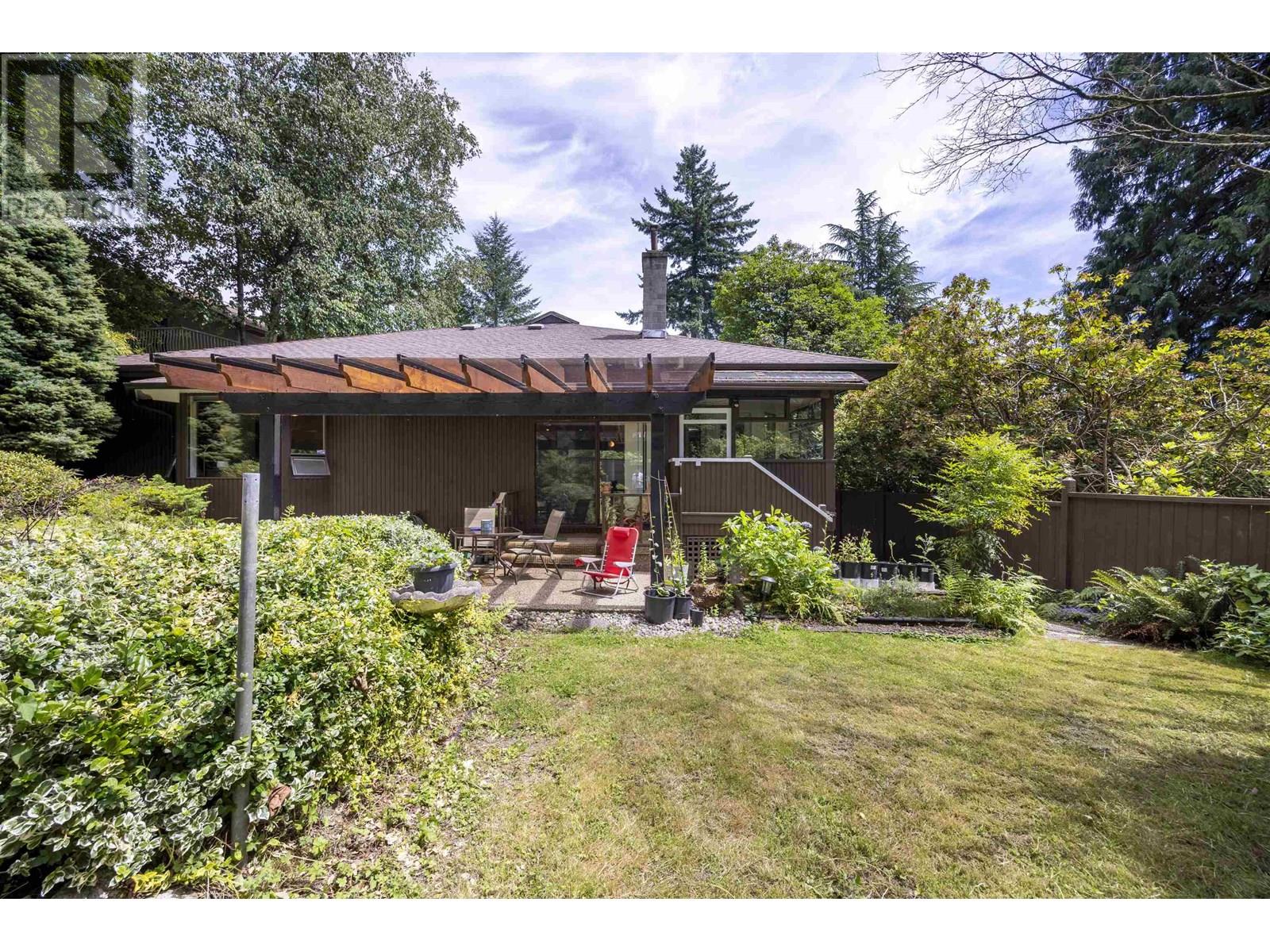 1308 Lansdowne Drive, Coquitlam, British Columbia  V3E 1K6 - Photo 37 - R3024769