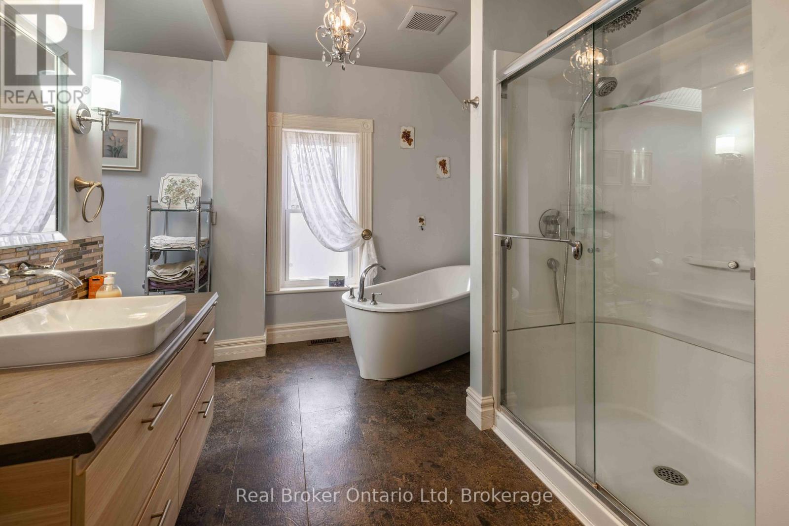 295 Livingstone Avenue N, North Perth, Ontario  N4W 1P8 - Photo 22 - X12261817