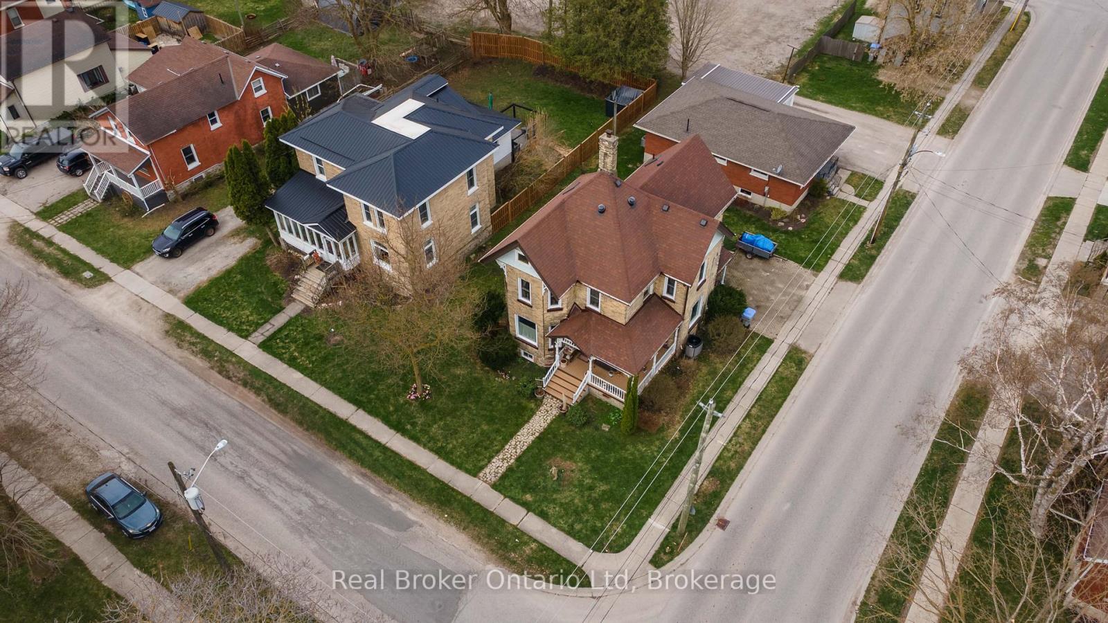 295 Livingstone Avenue N, North Perth, Ontario  N4W 1P8 - Photo 26 - X12261817