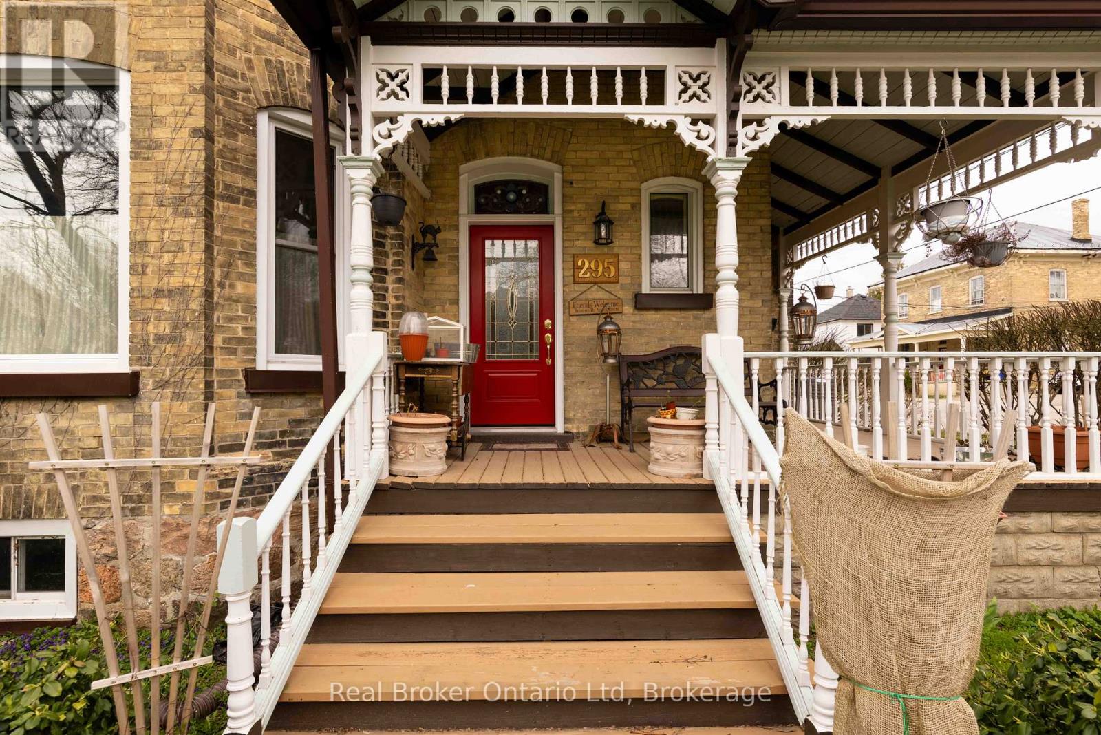 295 Livingstone Avenue N, North Perth, Ontario  N4W 1P8 - Photo 3 - X12261817