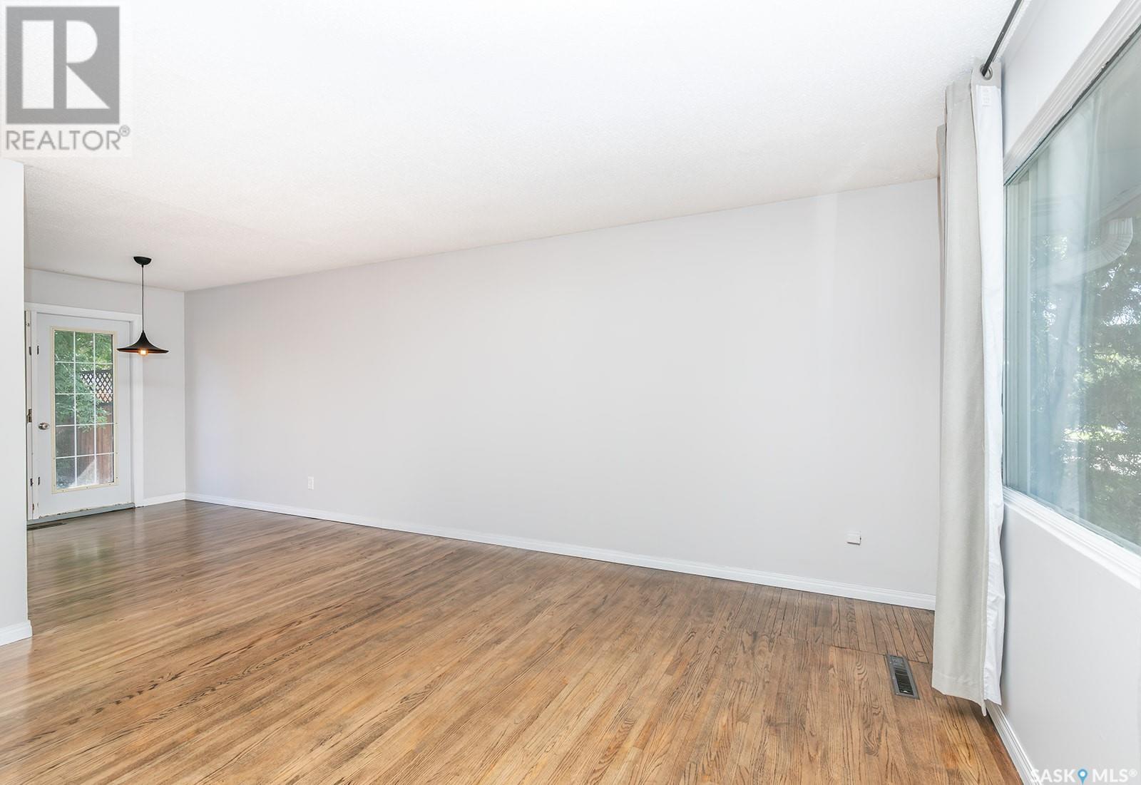 Property at 2815 McConnell AVENUE image 4