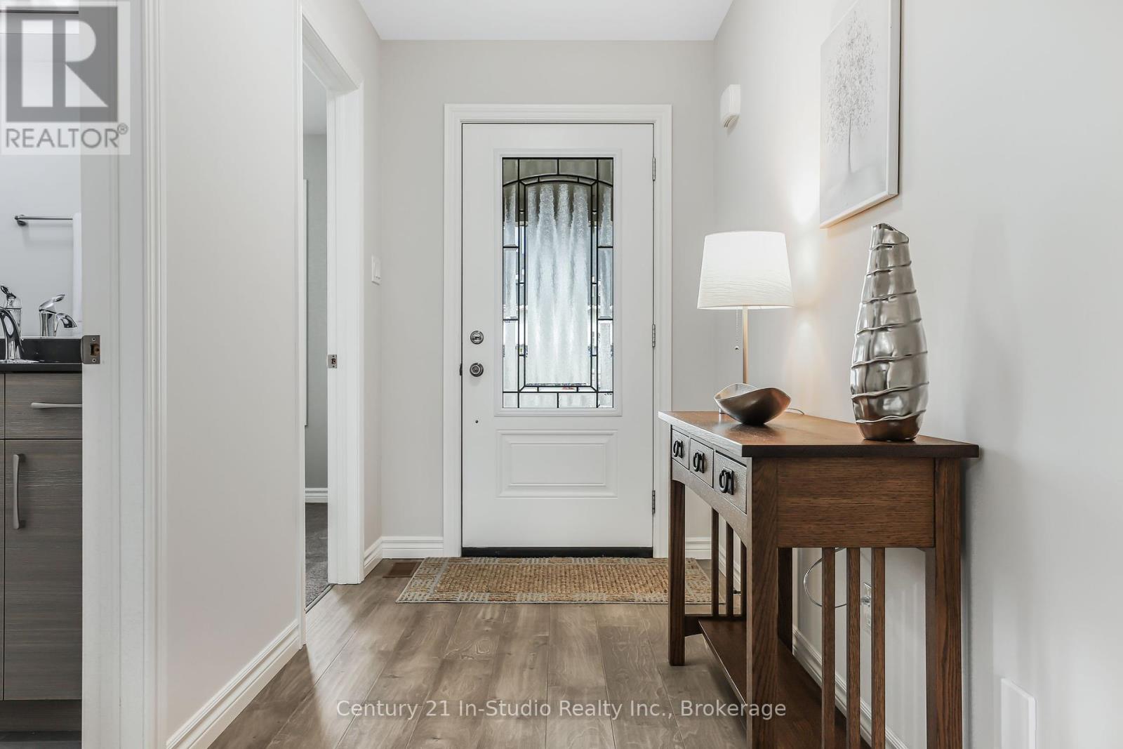 158 Hawthorn Crescent, Georgian Bluffs, Ontario  N0H 1S0 - Photo 7 - X12275100