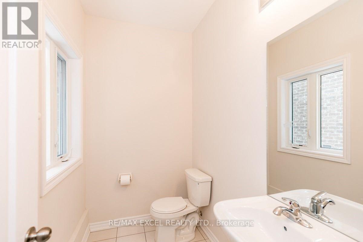 1150 Peelar Crescent, Innisfil (Lefroy), Ontario  L0L 1W0 - Photo 12 - N12275008