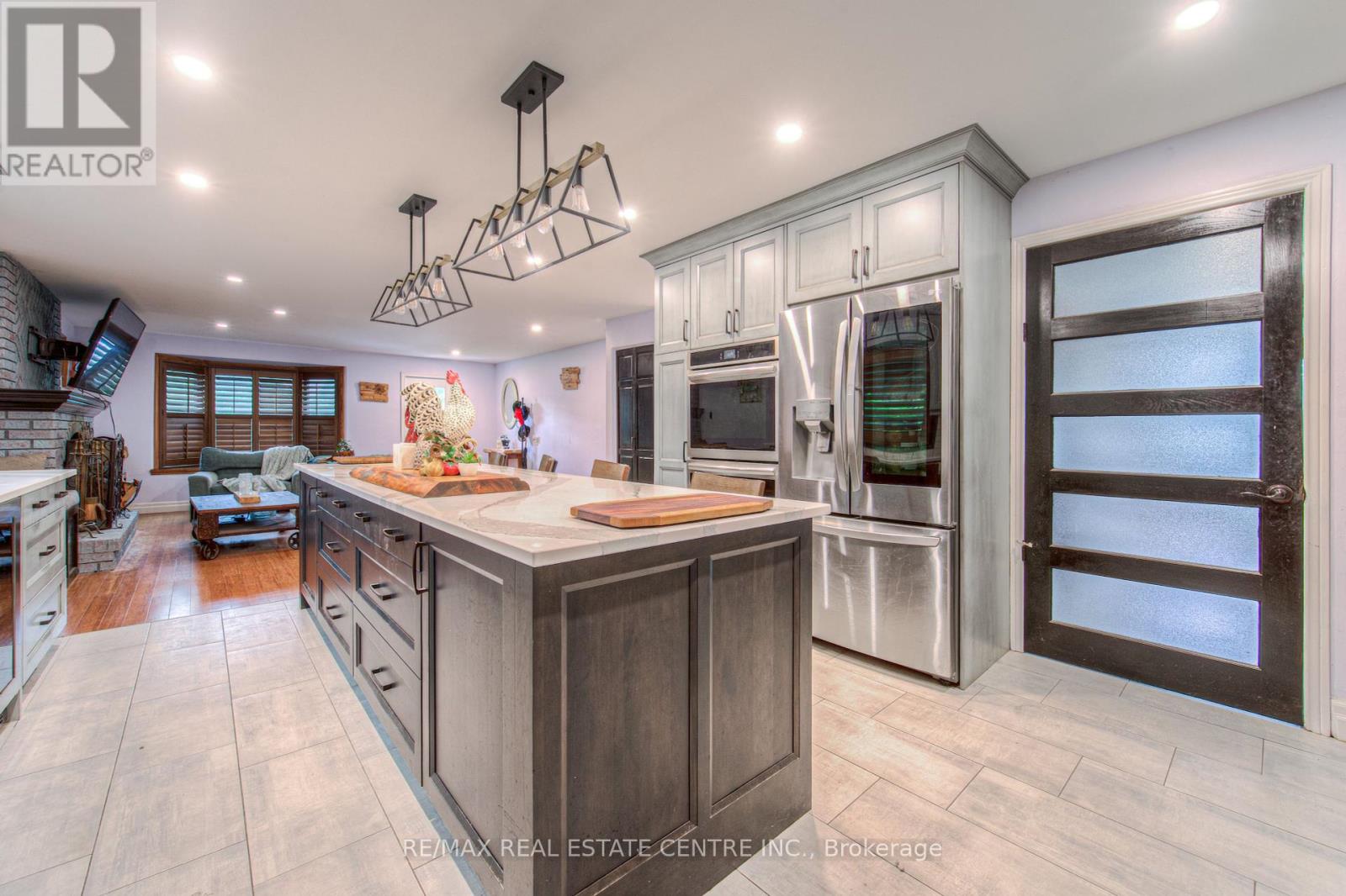 Property at 310 CAVENDISH DRIVE image 2