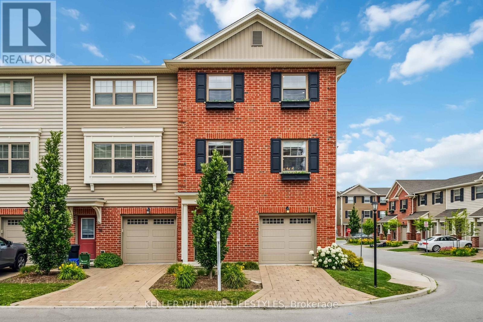 Property at 74 - 3025 SINGLETON AVENUE image 1