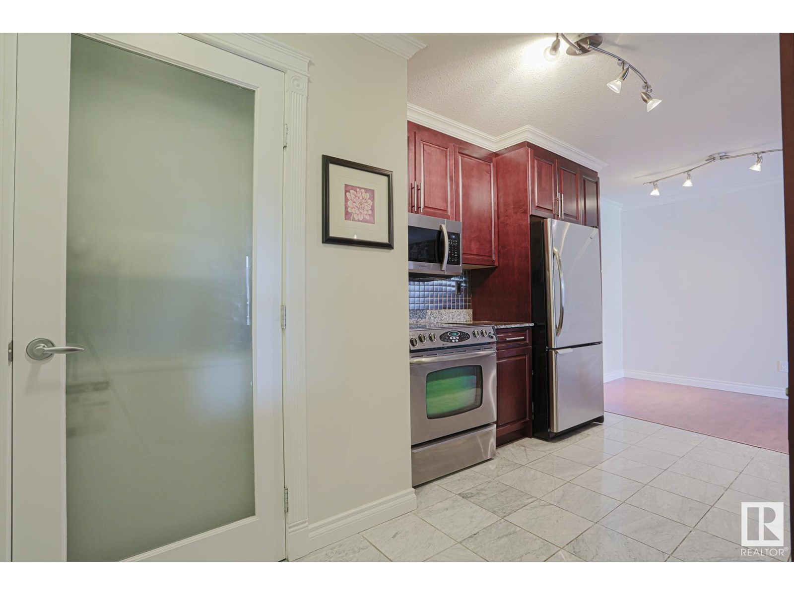 #1407 10125 109 St Nw, Edmonton, Alberta  T5J 3P1 - Photo 7 - E4446871