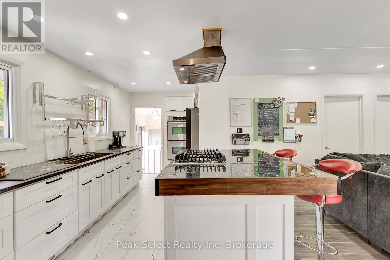Property at 30 RADFORD AVENUE image 3
