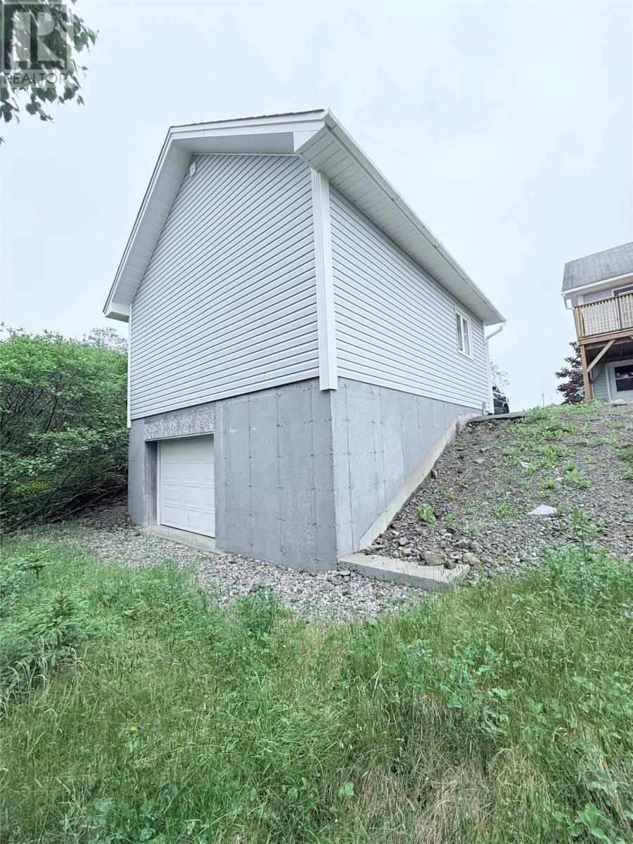 50 Shaheen Crescent, Come By Chance, Newfoundland & Labrador  A0B 1N0 - Photo 6 - 1287560