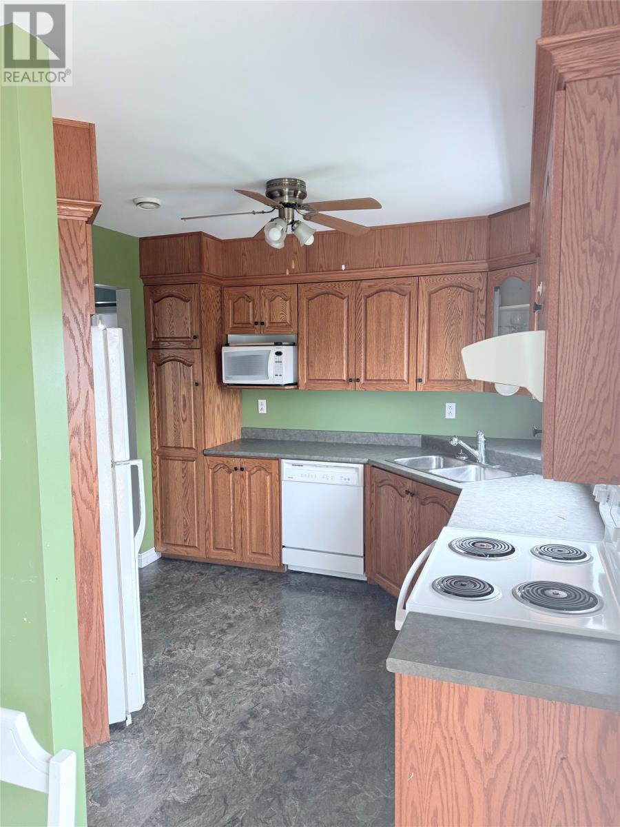 50 Shaheen Crescent, Come By Chance, Newfoundland & Labrador  A0B 1N0 - Photo 7 - 1287560