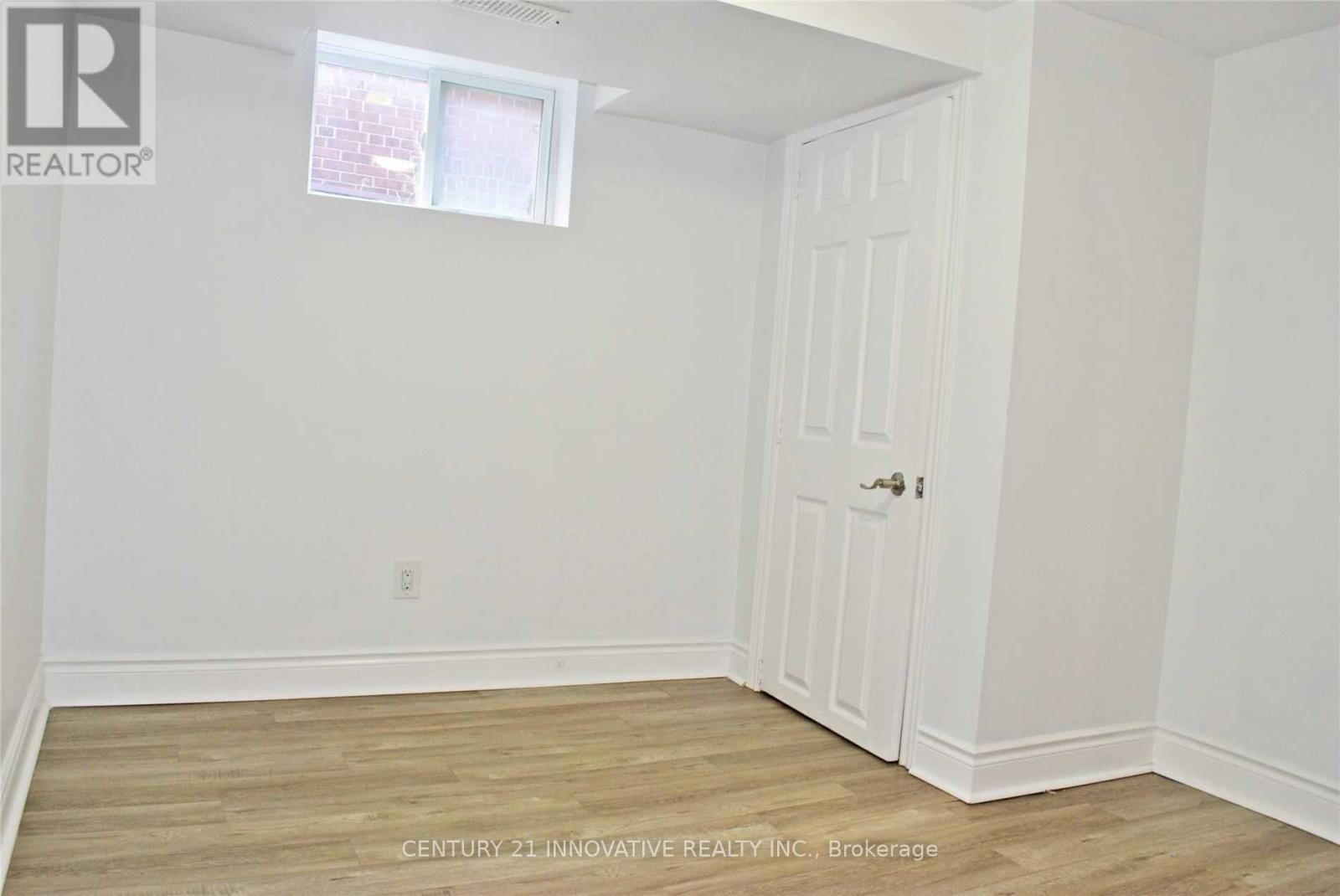 Bsmt 1+1 - 985 Victoria Park Avenue, Toronto, Ontario  M4B 2J4 - Photo 4 - E12275042
