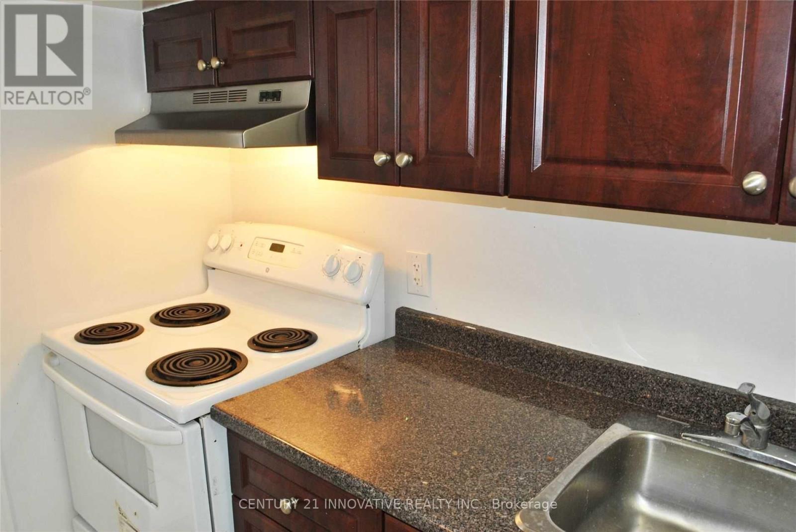 Bsmt 1+1 - 985 Victoria Park Avenue, Toronto, Ontario  M4B 2J4 - Photo 8 - E12275042