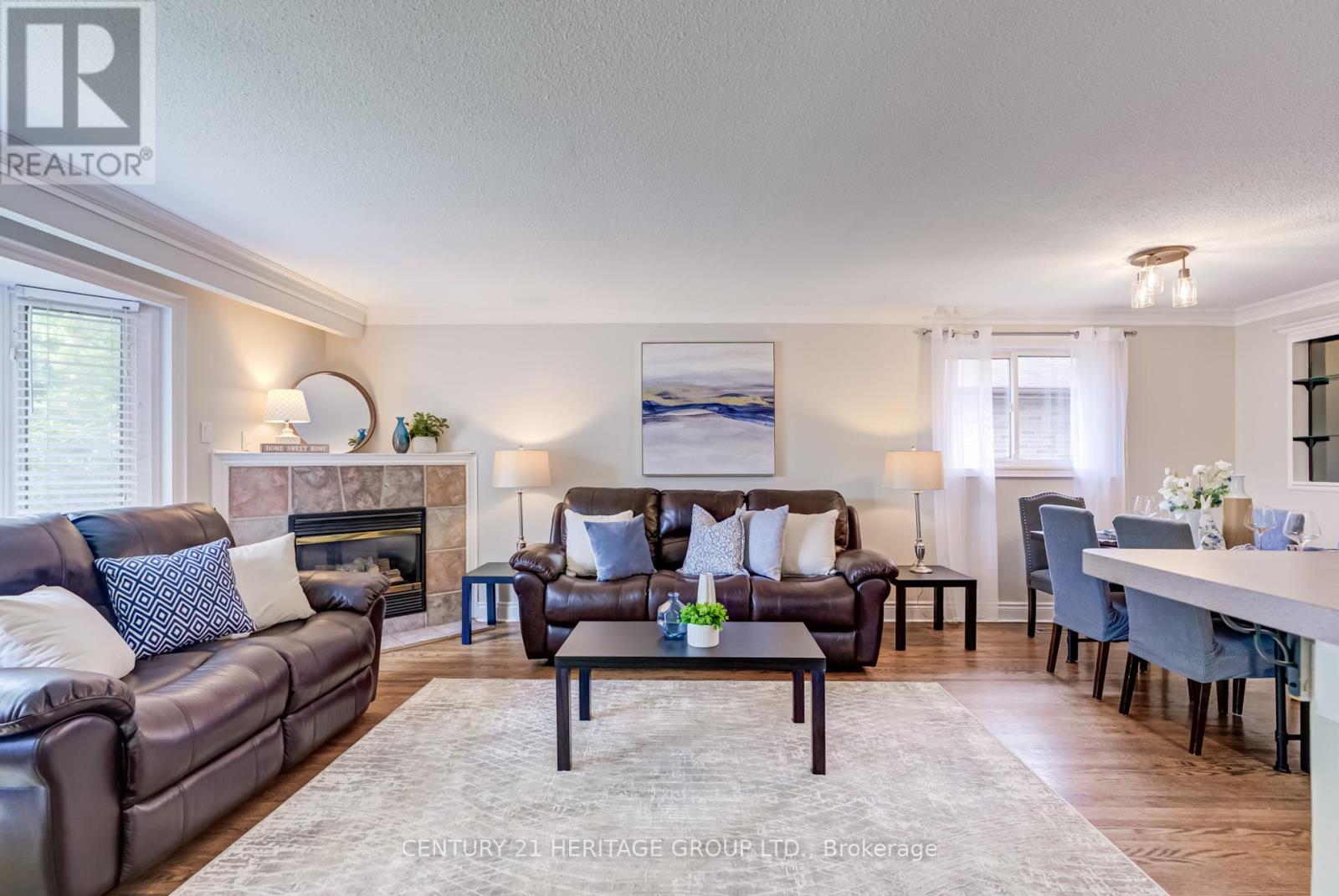Property at 17 COWLING CRESCENT image 2