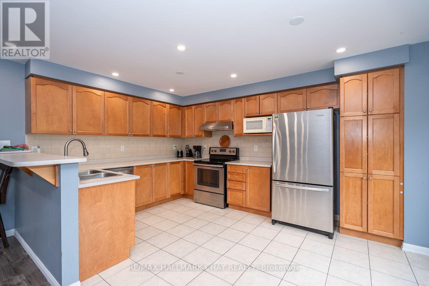 Property at 38 STEELE STREET image 5