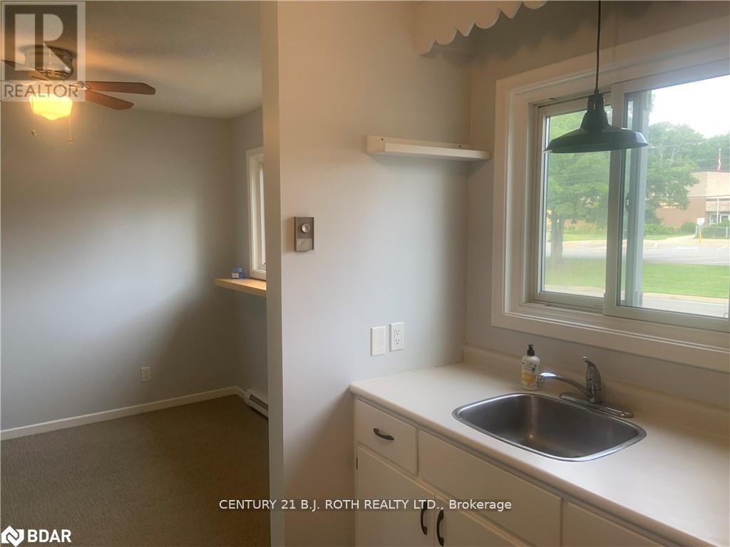 4 - 510 Muskoka Beach Road, Gravenhurst, Ontario  P1P 1N2 - Photo 15 - X12275058