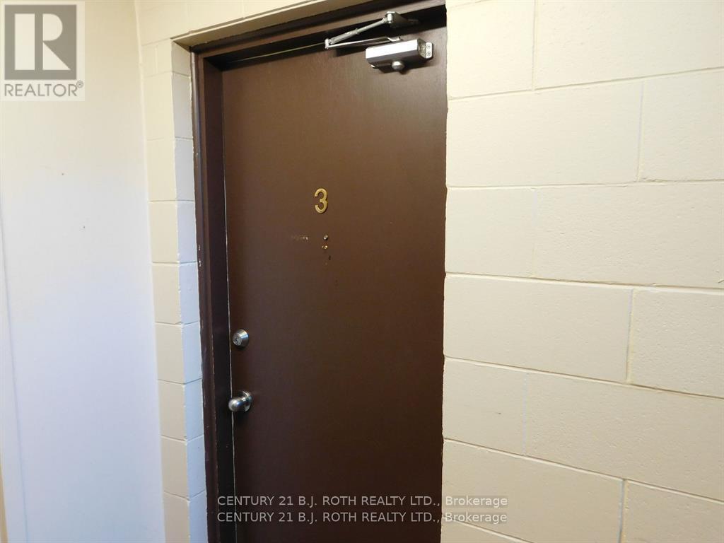 4 - 510 Muskoka Beach Road, Gravenhurst, Ontario  P1P 1N2 - Photo 17 - X12275058