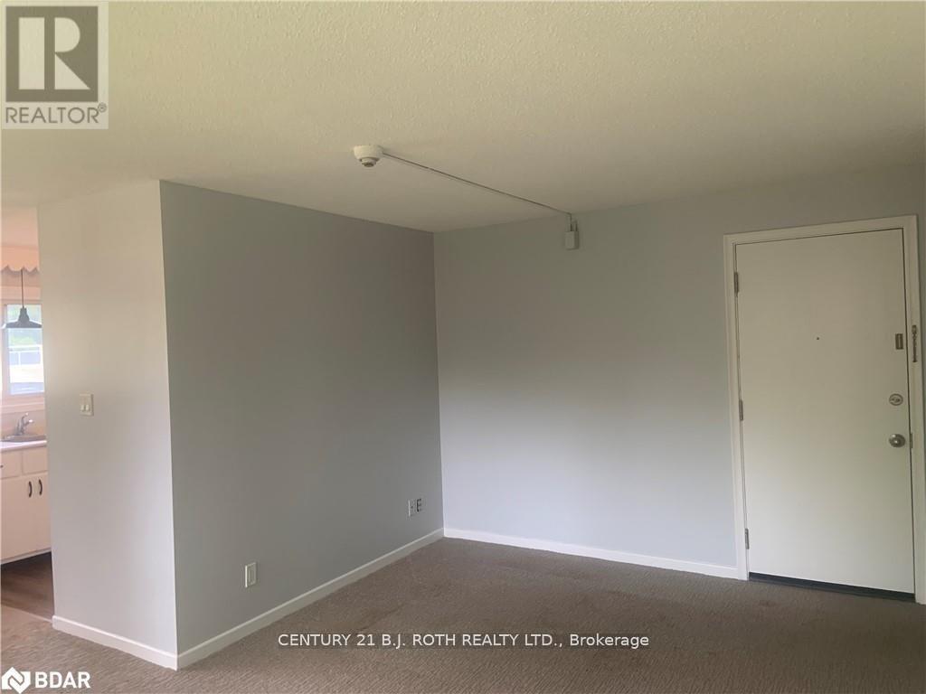 4 - 510 Muskoka Beach Road, Gravenhurst, Ontario  P1P 1N2 - Photo 8 - X12275058