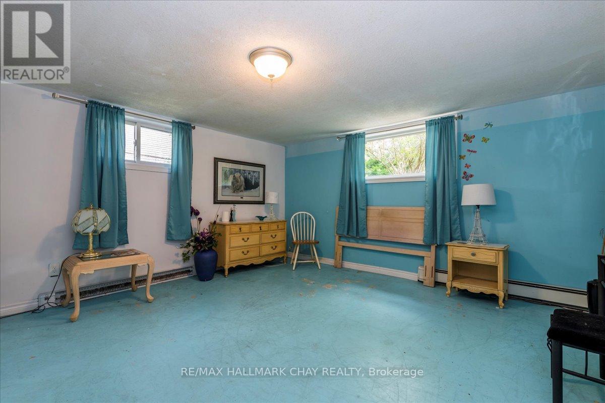 1164 North Shore Drive, Innisfil, Ontario  L0L 1R0 - Photo 11 - N12275139