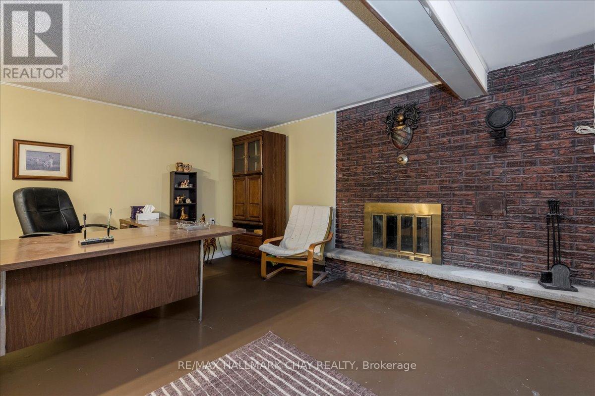 1164 North Shore Drive, Innisfil, Ontario  L0L 1R0 - Photo 12 - N12275139